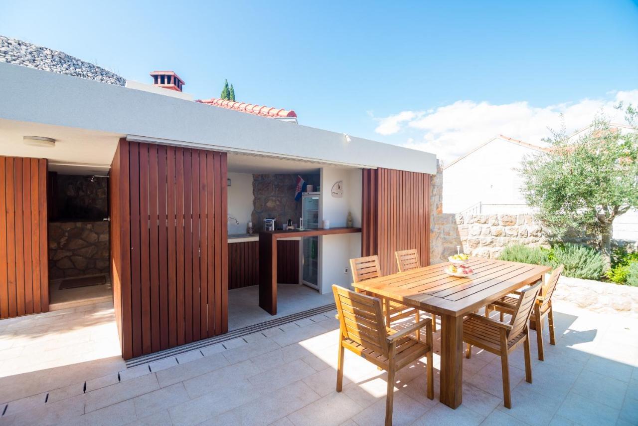 Modern Luxury With Swimming Pool - Bayside View Apartment Dubrovnik