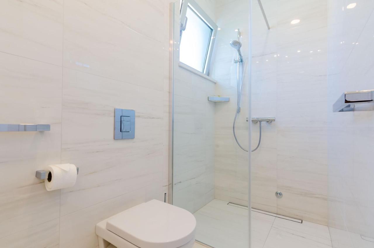 Modern Luxury With Swimming Pool - Bayside View Apartment Dubrovnik