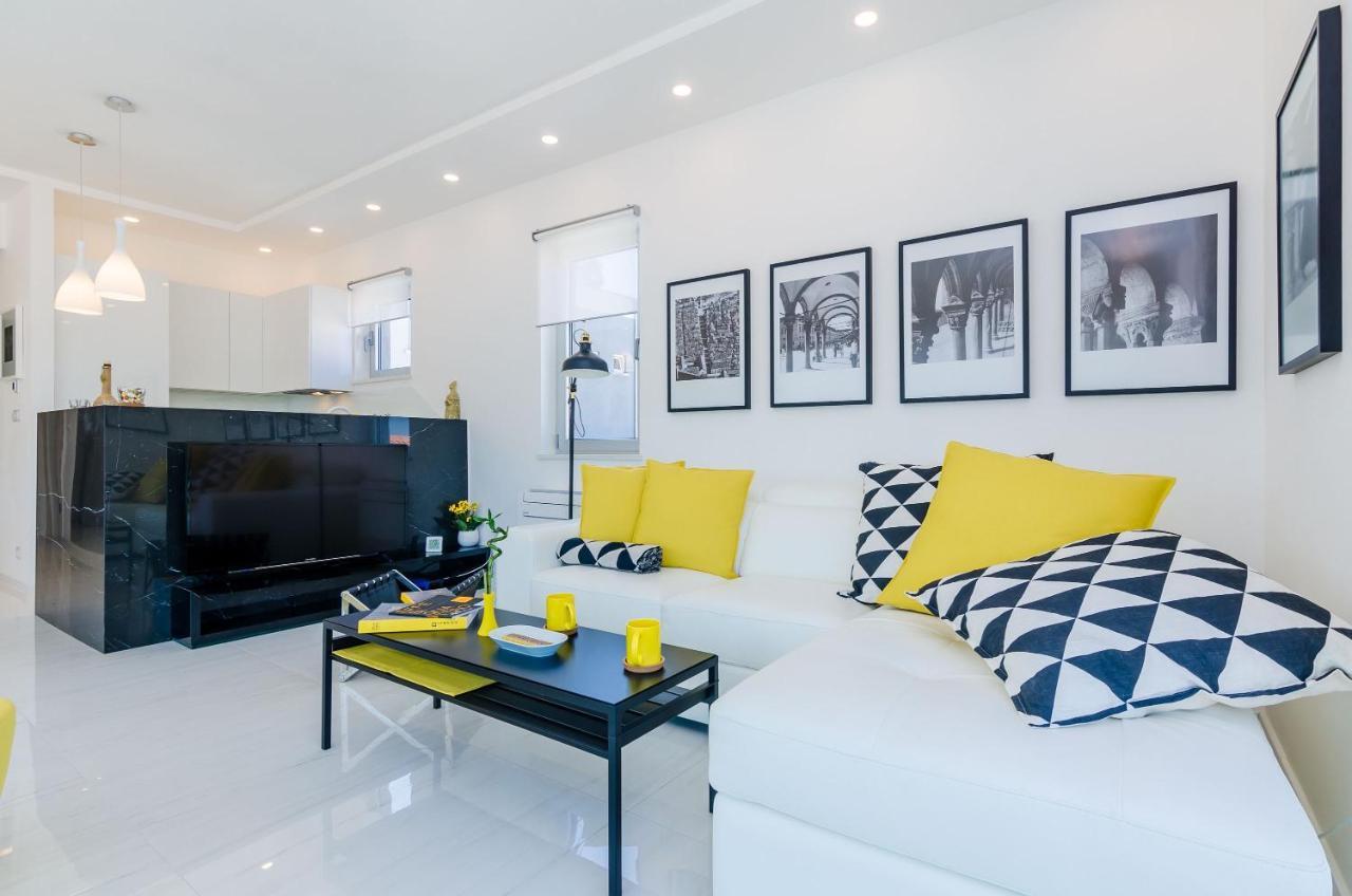 Modern Luxury With Swimming Pool - Bayside View Appartement